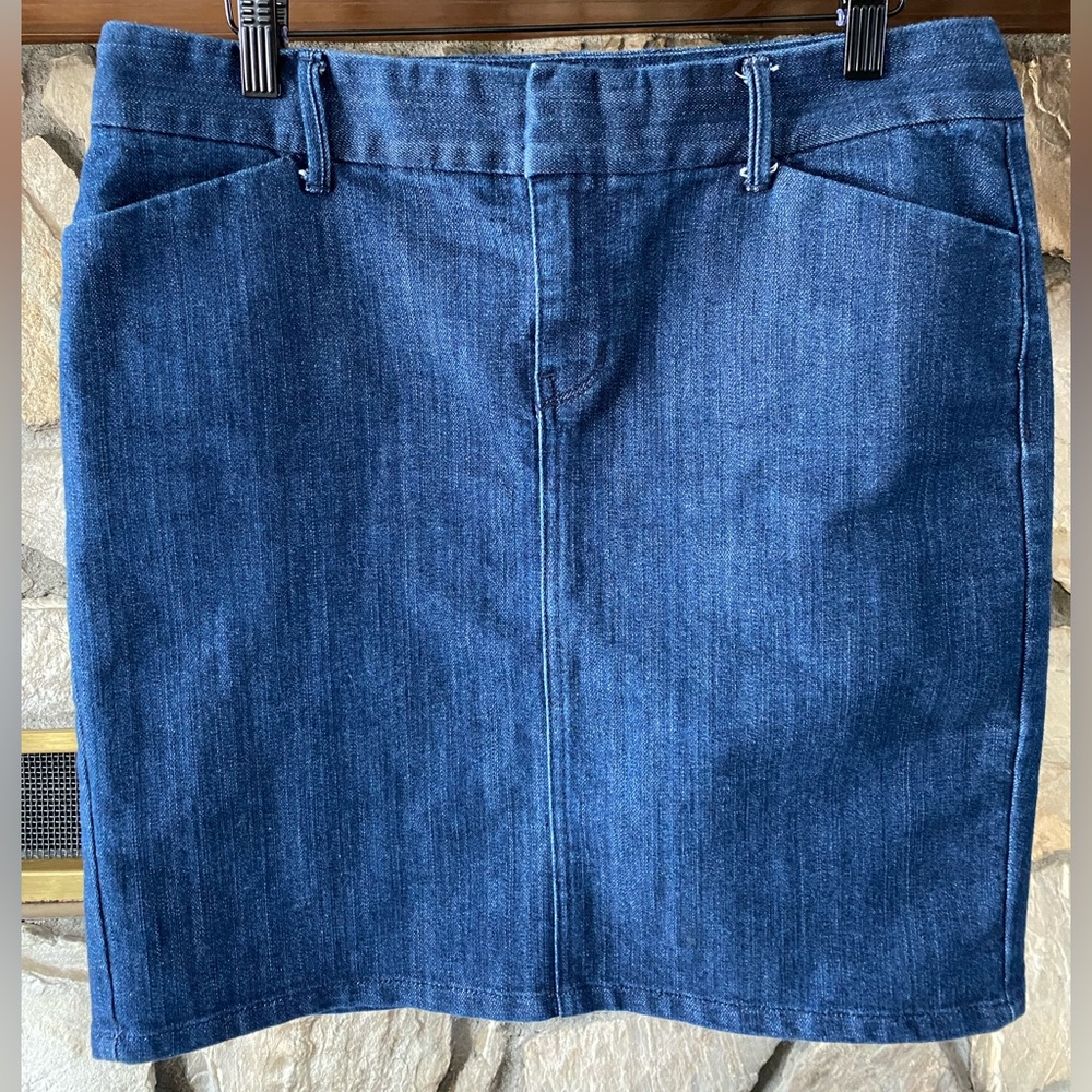 Old Navy Denim Pencil Skirt
